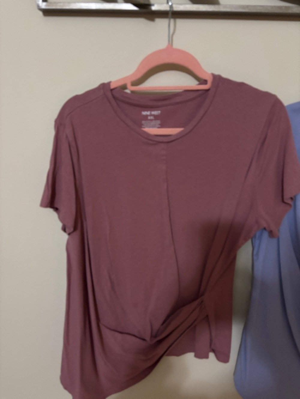 Nine West Dusty Mauve Short Sleeve Twist-Front Tee